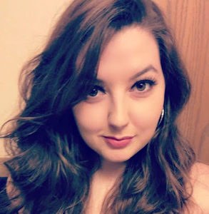 Meet your Posher, Belle